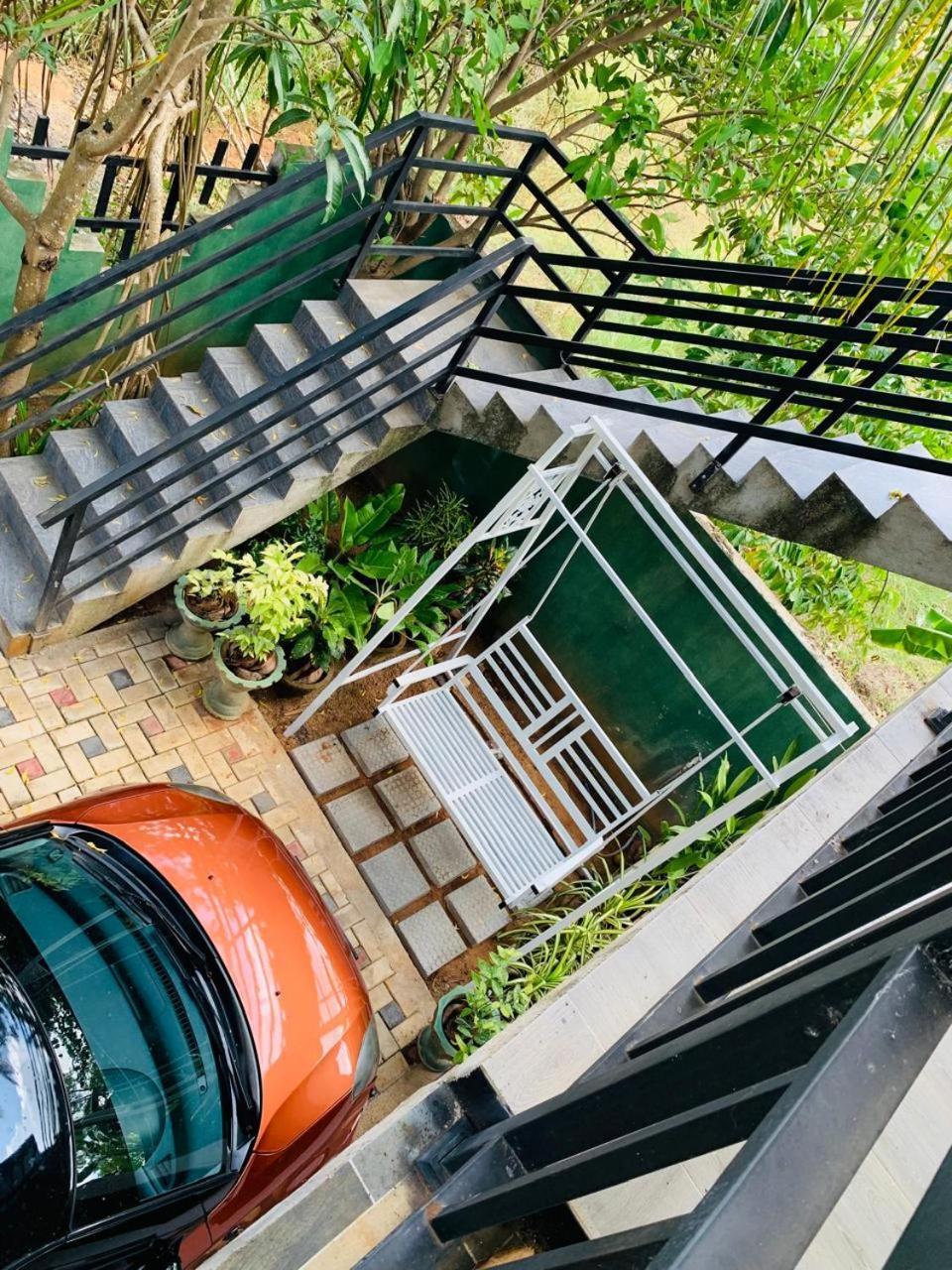 Sensitha Holiday Home 아누라다푸라 외부 사진